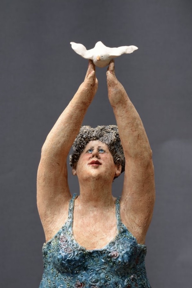 Jeanne Te Dorsthorst 17 figura femenina en cerámica Imágenes y Arte
