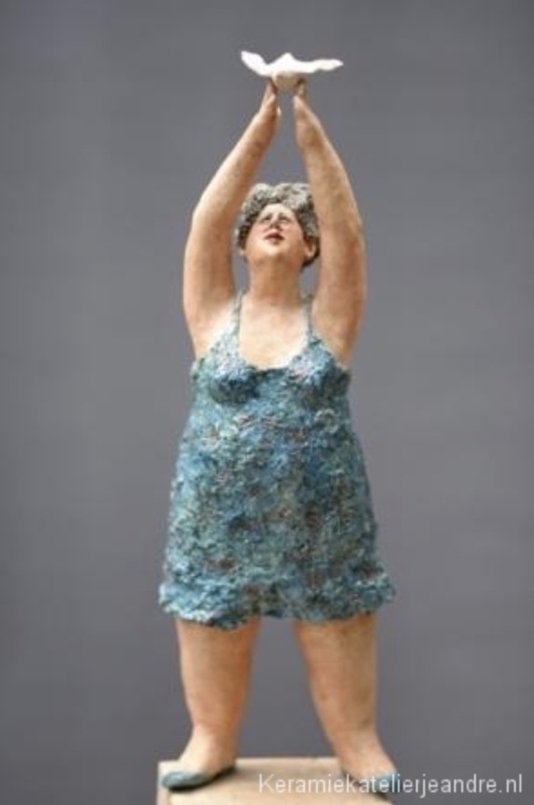 Jeanne Te Dorsthorst 4 figura femenina en cerámica Imágenes y Arte